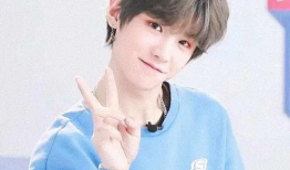 黄明昊吃瓜爆料图片,娱乐圈幕后真相大揭秘